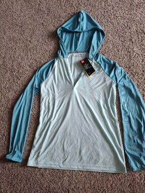Under Armour Womens Medium Hooded Shirt New With Tags